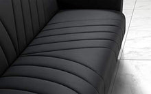 Divano 3 posti nero in similpelle - 220 x 88 x 83h cm, vano contenitore, trasformabile in letto una piazza e mezza - Arredi Casa