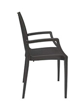 Poltrona in resina polipropilene effetto rattan impilabile marrone