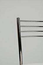Tommychairs - Set 2 sgabelli alti modello Elena per cucina e bar, struttura in acciaio cromato e seduta imbottita e rivestita in pelle artificiale colore nero