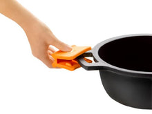 BRA Efficient- Maniglie in Silicone, 2 Pezzi, di Medie Dimensioni per il Diametro di 24-32 Cm Efficiente, Arancio