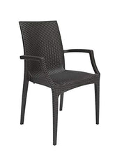 Poltrona in resina polipropilene effetto rattan impilabile marrone
