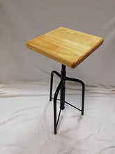 La IBERICA - Sgabello con filettatura in metallo, base quadrata in legno, colore: nero