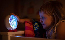 ertt EasyRead Time Teacher - Sveglia per bambini per bambini – Learn The Time – Sveglia per ragazzi e ragazze per camera da letto con design per insegnamento del tempo, 24 ore di luce per viso e notte (arcobaleno)