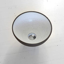 Lavabo da appoggio in ceramica, realizzato a mano, Ø 28 cm, colore: Marrone/Bianco