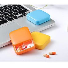 Topbathy, contenitore per pillole portatile con 2 griglie (blu)