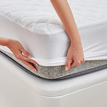 Pikolin Home - Proteggi-materasso imbottito con fibra cava siliconata Ecolofil traspirante che dona un comfort estremo