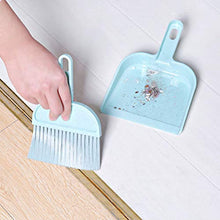 Toyvian Mini Set di Scopa E Paletta per Frusta a Mano Detergente per Scrivania da Tavolo per Computer 1 Set