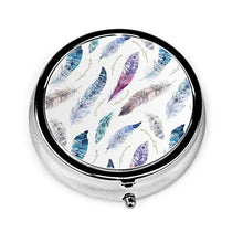 Scatola rotonda per medicina portatile, mini pillole in metallo, dispenser per pillole per borsa da tasca, borsa da viaggio, modello senza cuciture con piume di acquerello boho