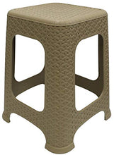 Newmark - Sgabello impilabile in rattan, in plastica, per interni ed esterni, colore: Beige