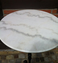 Tavolo da giardino in marmo e piede in ghisa, diametro 60 cm, colore: bianco