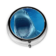 Megalodon - Contenitore rotondo per pillole, 3 scomparti, in metallo, per medicina e vitamine, per viaggi all'aperto