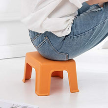 WINOMO Sgabello per Bambini Sedia in Plastica per Camera da Letto Bagno Cucina Soggiorno (Arancione)