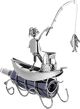 Brubaker portabottiglie dal Design Pescatore in Una Barca Che Pesca