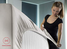 Dream Art, Coprimaterasso in Jersey con Angoli Elasticizzati, Nero (Schwarz), 200 cm x 200 cm