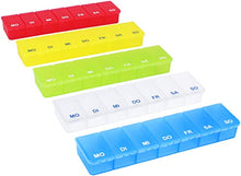 com-four® 5X Dosaggio di farmaci - Scatola per farmaci 7 Giorni - Scatola per Pillole - dosatore settimanale per la conservazione [Lingua: Tedesco] (05 Pezzi - Colorati)
