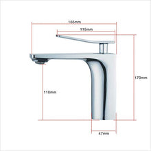 Rubinetti per lavabo da bagno Miscelatore per lavabo per bagno e lavabo Monocomando Acqua calda e fredda disponibile Rubinetto in ottone massiccio Finitura cromata GT8290C