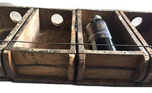 Cantinetta portabottiglie in legno e ferro da parete muro 6 posti fatta con vecchie forme di mattoni