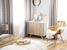 Beliani Credenza laminata in color legno chiaro/bianco Milo