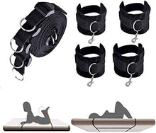 CareUToo Kit copriletto Regolabile con Cinturino in Nylon Comfort e 4 Divertenti Dadi Neri