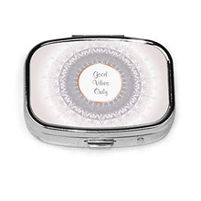 Scatola quadrata per pillole medicinali con mandala pastello e buone vibrazioni alla moda, organizer per pillole da viaggio per integratori di vitamine