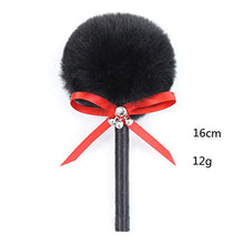 CareUToo 2 Pezzi di Piume per solletico, comode Palline di Peluche con Fiocco Rosso e Campana Nera