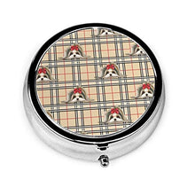 Scatola rotonda per medicina portatile, mini pillole in metallo, dispenser per pillole tascabili, borsa da viaggio, regalo per feste, Biewer, Yorkie Plaid