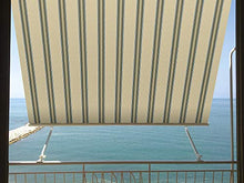 VERDELOOK Tenda da Sole Milos a Caduta avvolgibile con Braccetti 80 cm per ancoraggio, larghezza 3 m e altezza 2,45 m, beige e verde