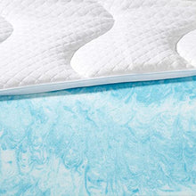Amazon Basics - Coprimaterasso in gel e schiuma, spessore 7 cm, 140 x 190 cm