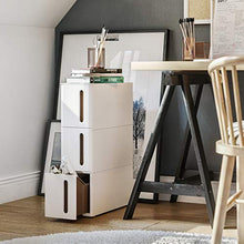 SONGMICS Carrello di rotolamento con 3 cassetti, con ripiano a scomparsa, ripiano per il bagno, con ruote rimovibili, in PP, salvaspazio, 45 x 17 x 63 cm, bianco KFR07WT