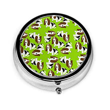 Scatola rotonda per medicina portatile, mini pillole in metallo, dispenser per pillole, borsa da tasca, regalo da viaggio, Basset Hound su verde lime
