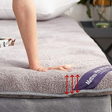 Dormitorio Studentesco Casa Materasso Sleeping Pad Traspirante Tatami Tappetino Futon Materasso Topper Sleeping Pad Non-Scivolare Pieghevole Cuscino Stuoie