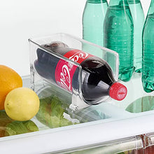 mDesign cantinetta – per bottiglie d’acqua e bottiglie di vino – 4 vani – trasparente – salvaspazio – per armadi o credenze