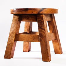 Fairentry, Robusto sgabello per bambini, in legno massello, con motivo a mucca, altezza della seduta: 25 cm