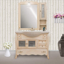 Arredo bagno in legno avorio in stile decapè con lavabo in ceramica