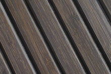 Kos Design - Vassoio per divano in bambù, antiscivolo, per tutti i braccioli, colore naturale scuro si adatta a qualsiasi interno.