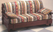 DIVANO PRONTO LETTO RUSTICO (TESSUTO ARANCIO, SCOCCA NOCE DIMENSIONE RETE E MATERASSO 160 CM)