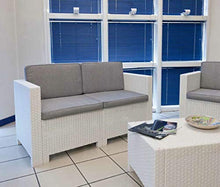 SALOTTO CAPRI IN RESINA BIANCO PZ. 4 C/ CUSCINI