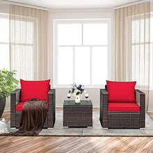 YRRA - Set di mobili da giardino in rattan sintetico, set di 3 pezzi, con cuscino lavabile e vetro temperato da tavolo per conversazione all'aperto, colore: grigio misto, rosso