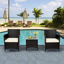 Pumpumly Set di mobili da balcone in polyrattan per 2 persone, 1 tavolo e 2 poltrone, resistente alle intemperie, per giardino, balcone e terrazzo, con cuscini per seduta marrone