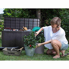 Scatola portaoggetti da giardino in plastica effetto legno grigio Keter.