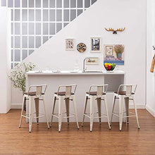 Set di 4 sgabelli da bar in metallo con schienale basso (66 cm)