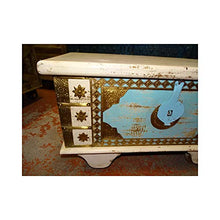int. d'ailleurs - Comò Turchese e Bianco in Legno di Mango Decorato con Ottone - MP297