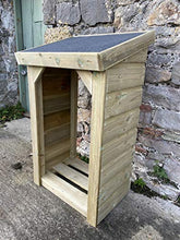 CW Bespoke Fioriere NUOVO - Devonshire Outdoor Log Store. Legno trattato. Tetto in feltro