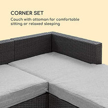 blumfeldt Theia Lounge Set - Set Mobili da Giardino, Set Angolo, Set in 2 Parti: Divano ad Angolo e Sgabello, Imbottitura 10cm, 5 Cuscini, incl Parapioggia, Federe Grigio Chiaro, Rattan: Nero