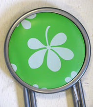 GI Sgabello Pieghevole con Seduta soffice in Similpelle; Ideale per casa Giardino, Camping, roulotte (Fiore Verde)