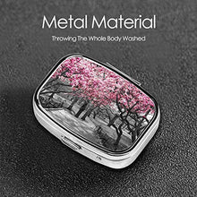 Scatola quadrata per pillole e medicinali in Central Park Cherry Bloom Trees Forest Spring Spring Spring Fashion Organizer per pillole da viaggio per integratori di vitamine