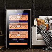 VIY Umidificatore per Sigari, Humidor, 12-18 °C, Touch Display Digitale, 38 Db, Illuminazione A LED, 70 L, 200-250 Sigari, Ripiani in Legno di Cedro, Nero,d'oro